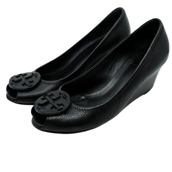 TORY BURCH~Sally 2~PEEP TOE PUMP~BLACK TUMBLED LEATHER SHOES~Size 8 - Picture 1 of 8